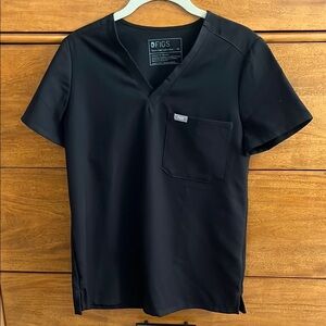 FIGS Women’s Black Scrub top